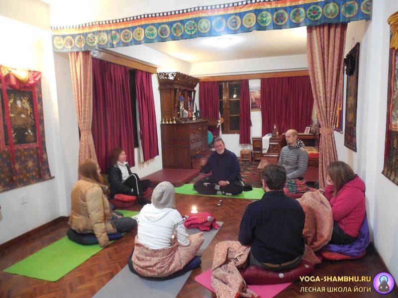 Семина йоги в Непале - центр тибетской медицины